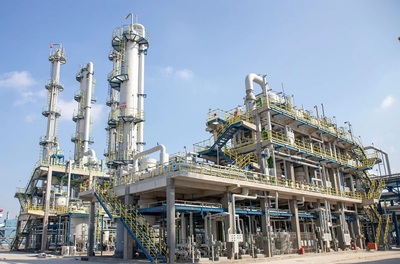 創(chuàng)新突破，自主自強(qiáng)——我國首個(gè)丁二烯法己二腈工業(yè)化項(xiàng)目投產(chǎn)引領(lǐng)產(chǎn)業(yè)升級